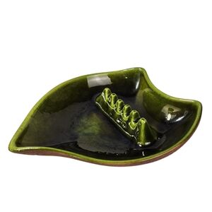 Vintage Mid-Century Modern (MCM) Green Leaf Ceramic Ashtray  California Pottery